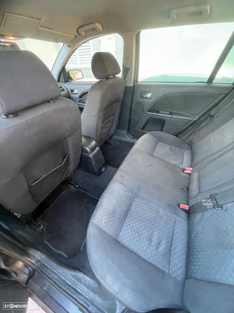 Ford Mondeo SW 2.0 TDCi Ghia - 3
