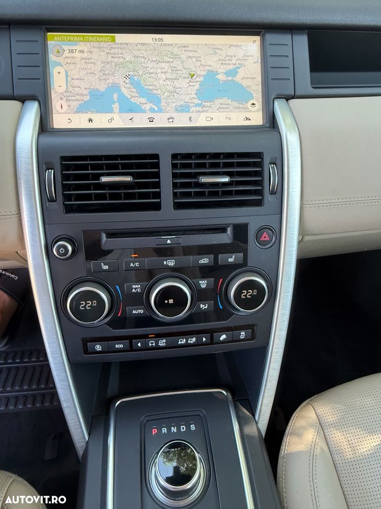 Land Rover Discovery Sport - 34
