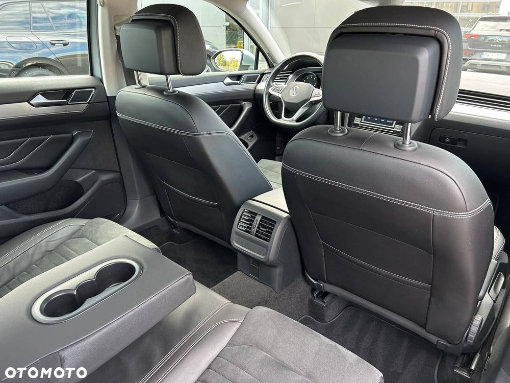 Volkswagen Passat 1.5 TSI EVO Elegance DSG - 10