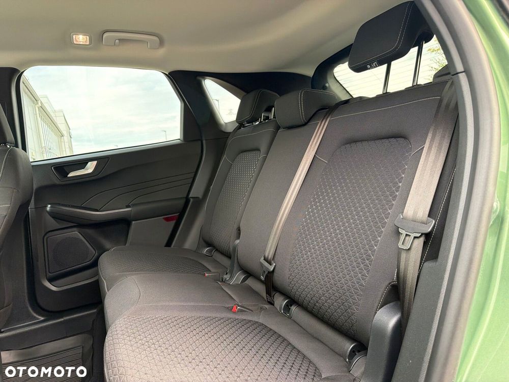 Ford Kuga - 13