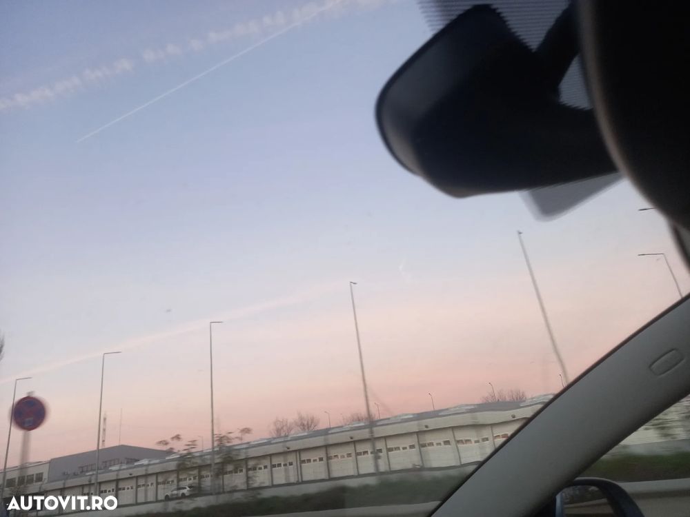 Skoda Octavia Combi 1.4 TSI FAMILY - 11