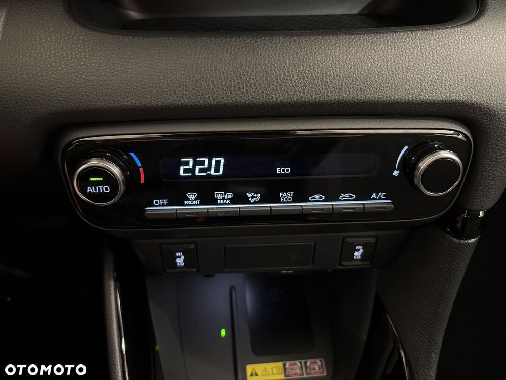 Toyota Yaris Hybrid 1.5 Style - 18