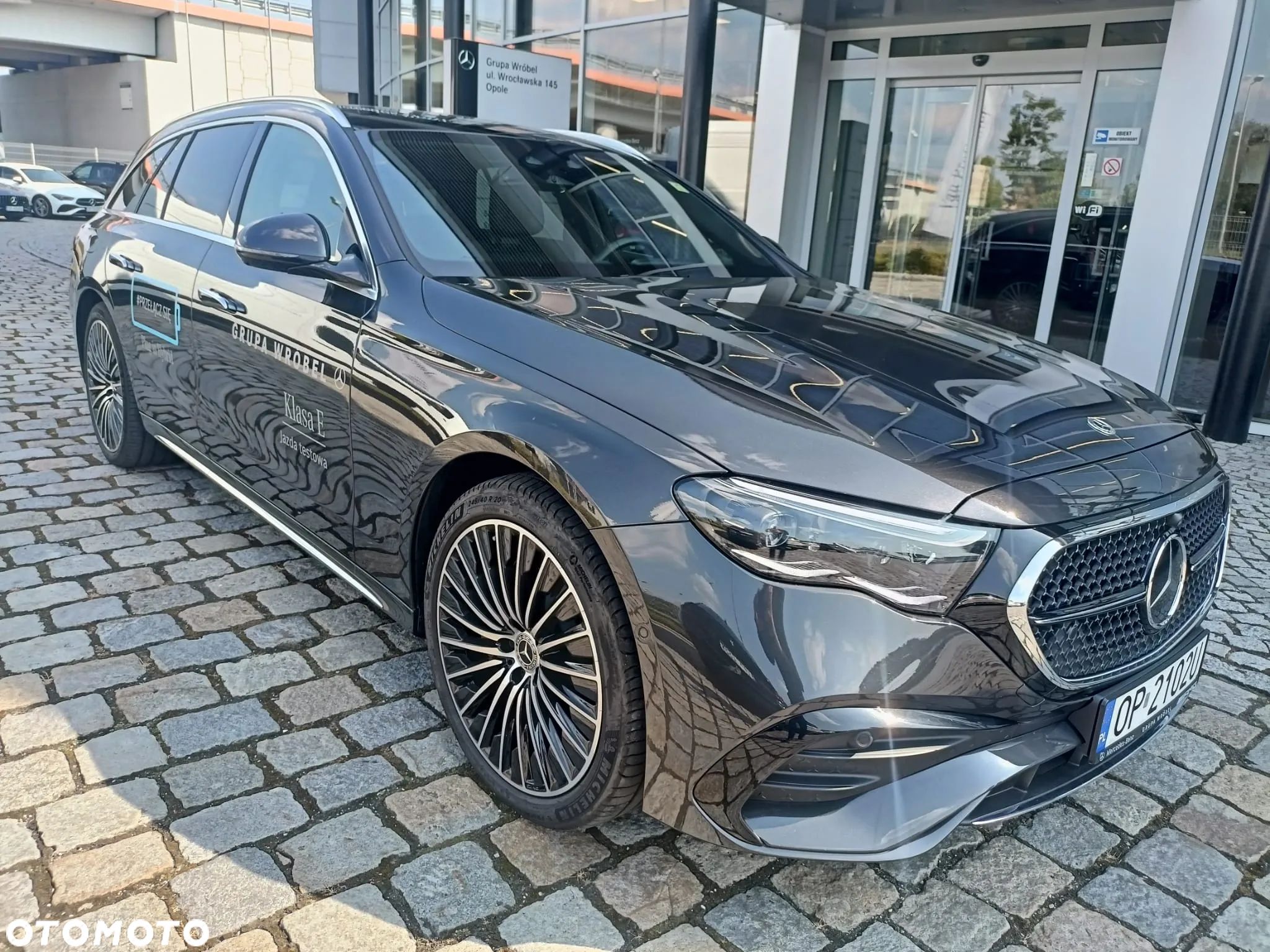 Mercedes-Benz Klasa E 300 PHEV AMG 9G-Tronic - 1