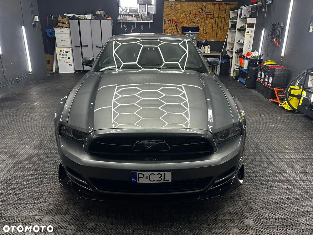 Ford Mustang 3.7 V6 - 12