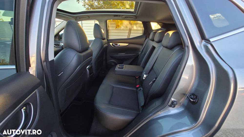 Nissan Qashqai 1.6 DCI TEKNA+ - 17