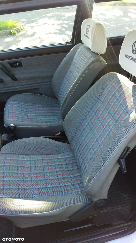 Volkswagen Golf 1.6 CL D - 11