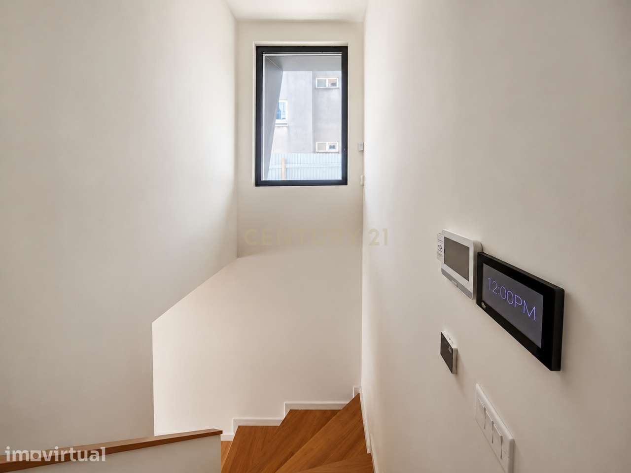 T1+1 Duplex com Pátio e Jardim | FONTEDAMOURA80 | Aldoar - Grande imagem: 5/14