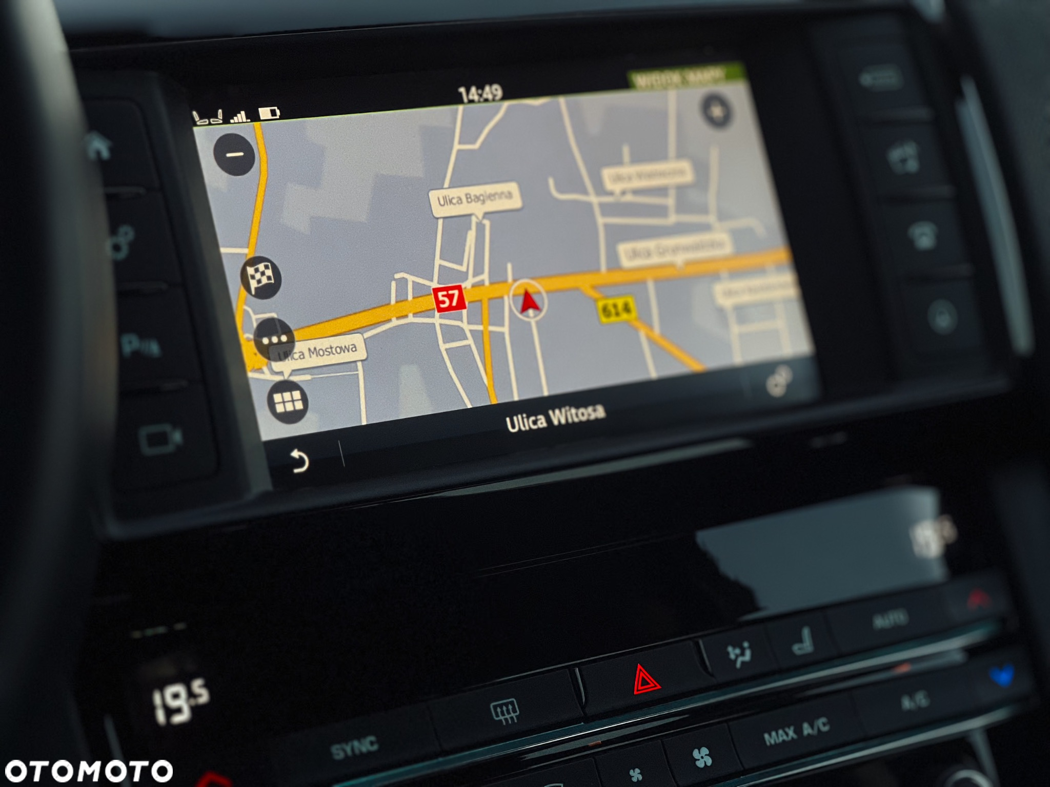 Jaguar F-Pace 20d AWD Prestige - 22