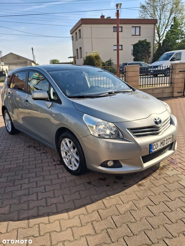 Toyota Verso - 5