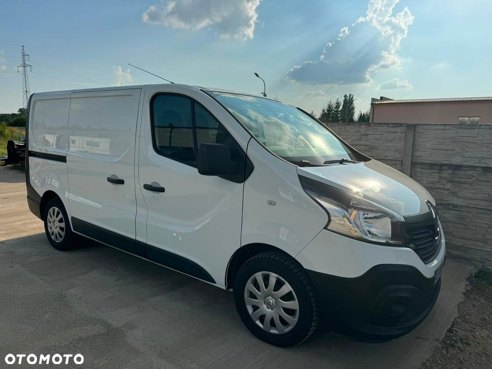 Renault TRAFIC - 11