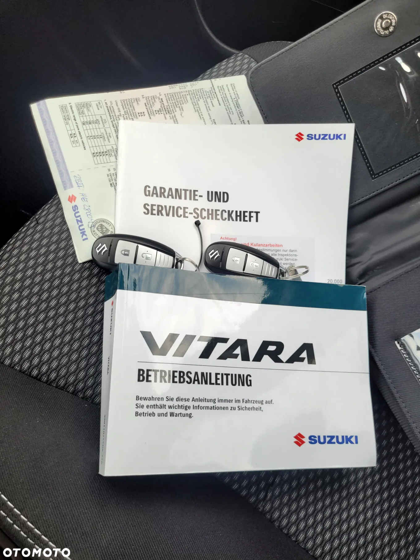 Suzuki Vitara 1.5 Dualjet Hybrid Allgrip AGS Comfort "SHINKAI" - 18