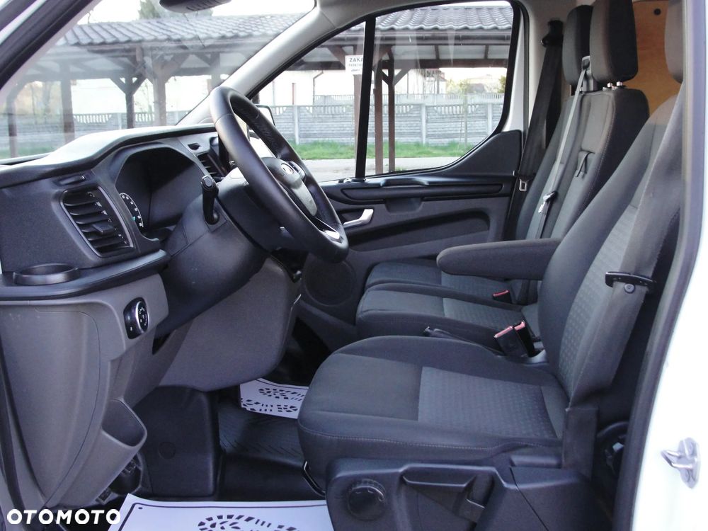 Ford Transit Custom - 20