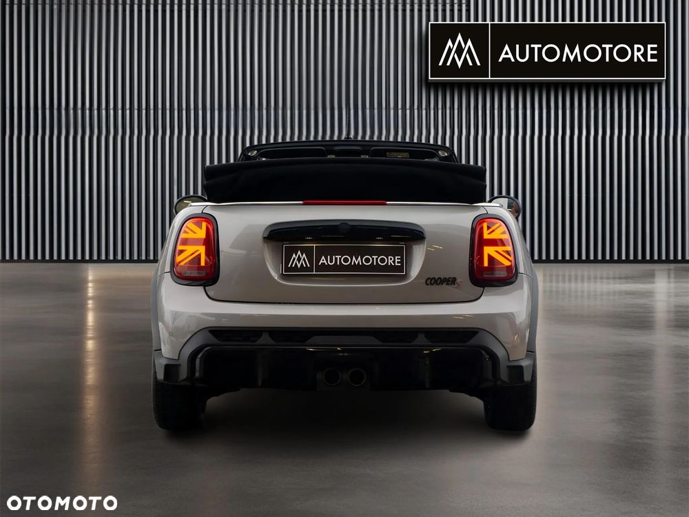 MINI Cooper S John Works Trim - 10