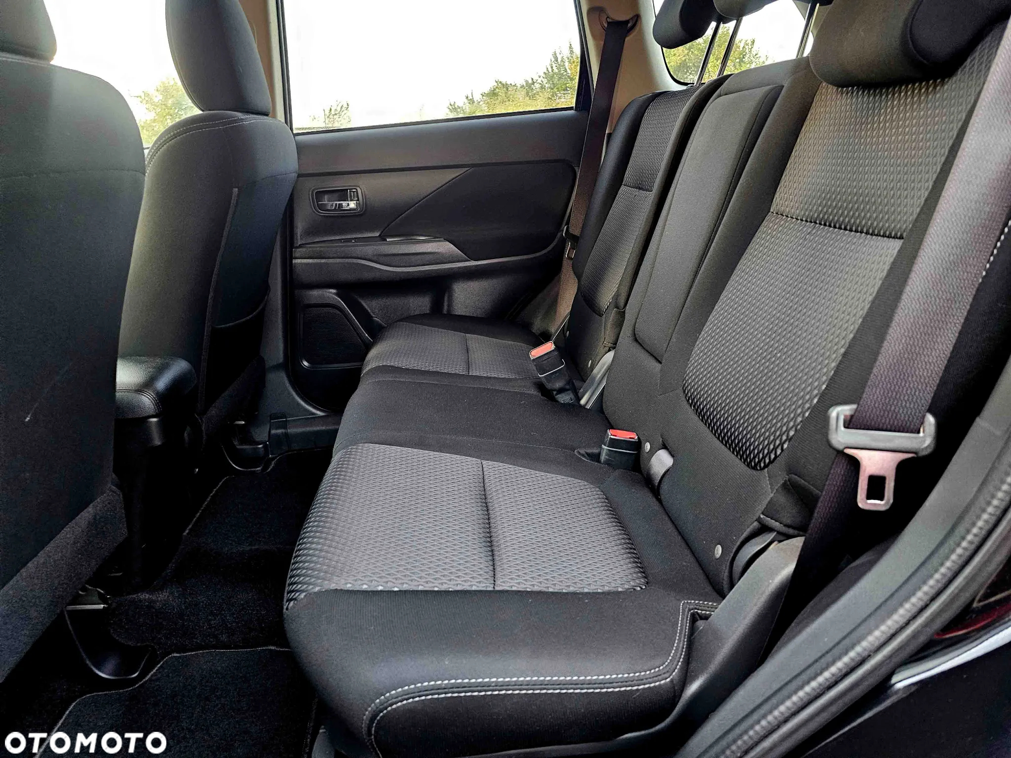 Mitsubishi Outlander 2.0 2WD Diamant - 15