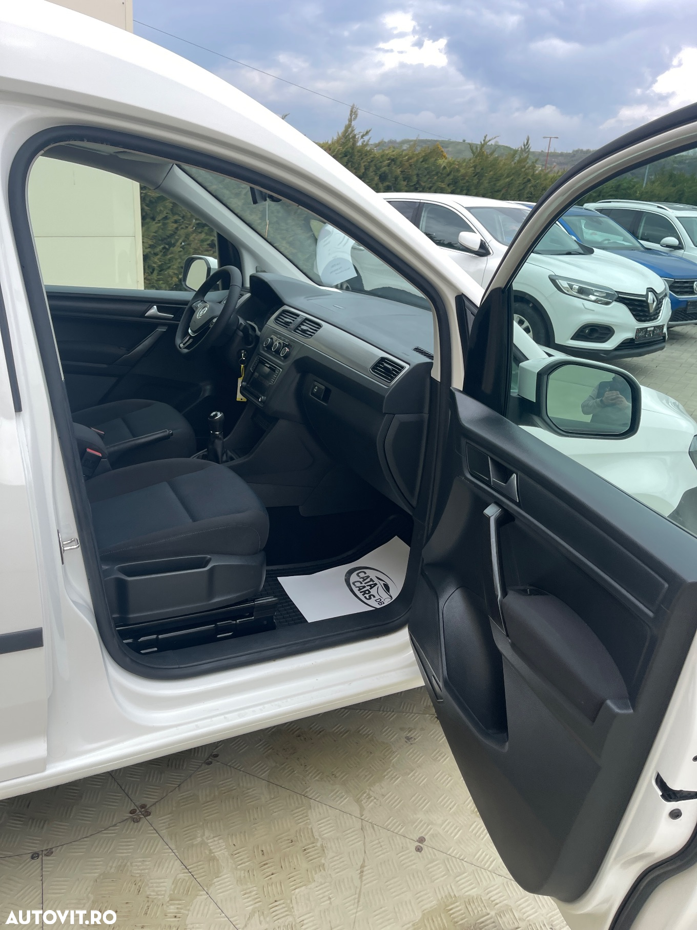 Volkswagen Caddy 2.0 TDI (7-Si.) 4MOTION Maxi Comfortline - 22