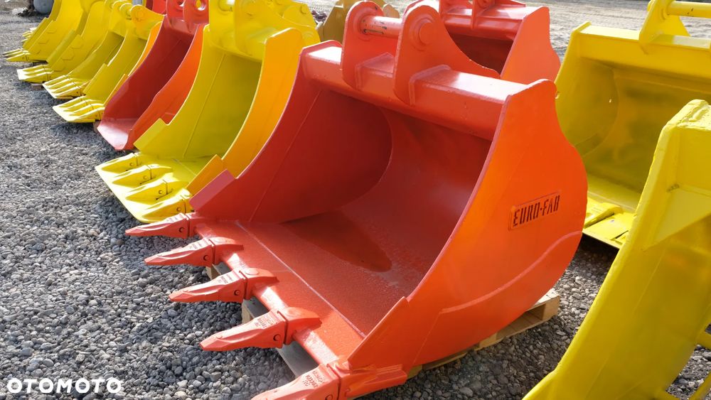 łyżka do koparki około 20 -25 ton 1,2m3 szeroka 135cm