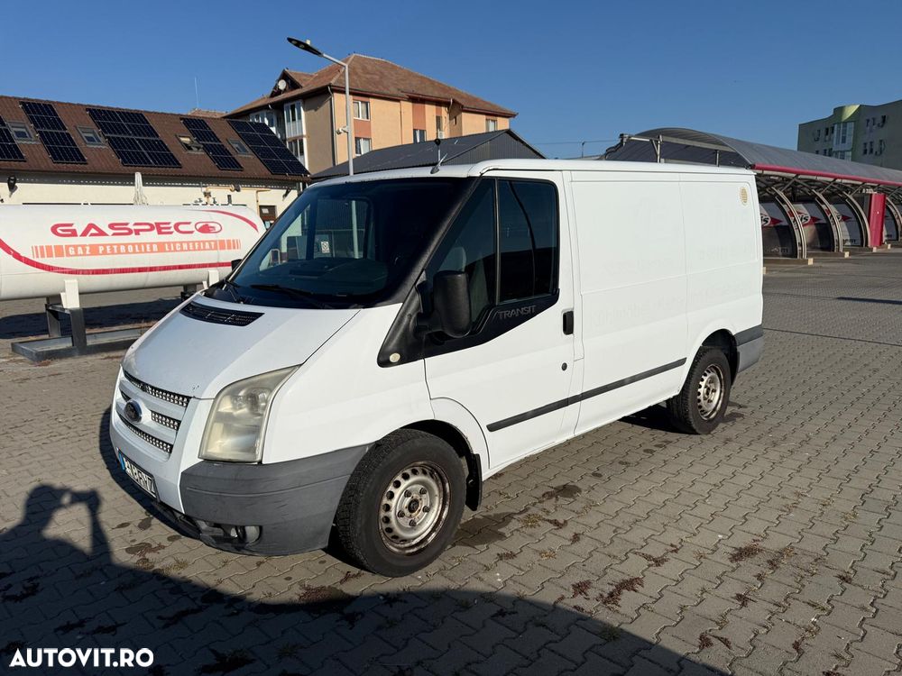 Ford Transit - 1