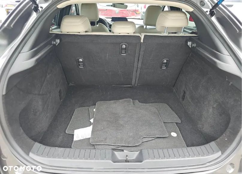 Mazda CX-30 - 12