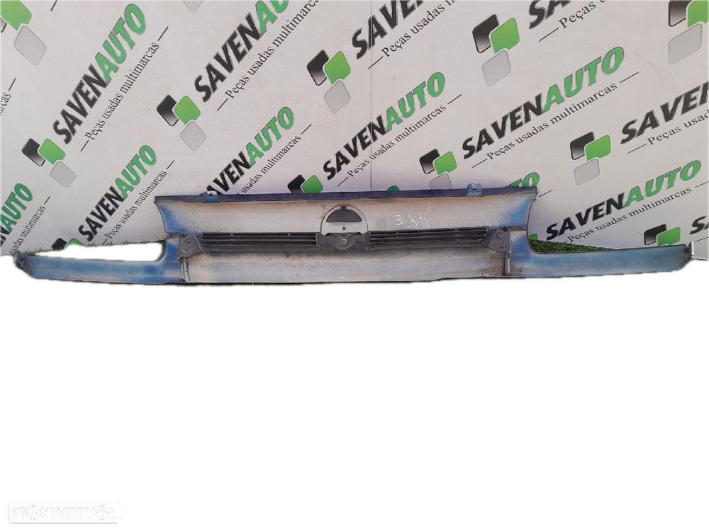 Grelha Frente / Frontal Skoda Felicia I (6U1) - 2