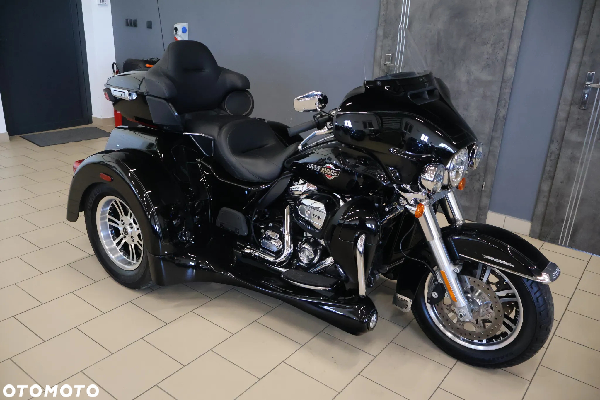 Harley-Davidson Touring Electra Glide - 10