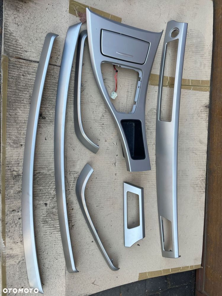 listwa listwy ozdobne dekory bmw e90 e91 europa komplet - 1