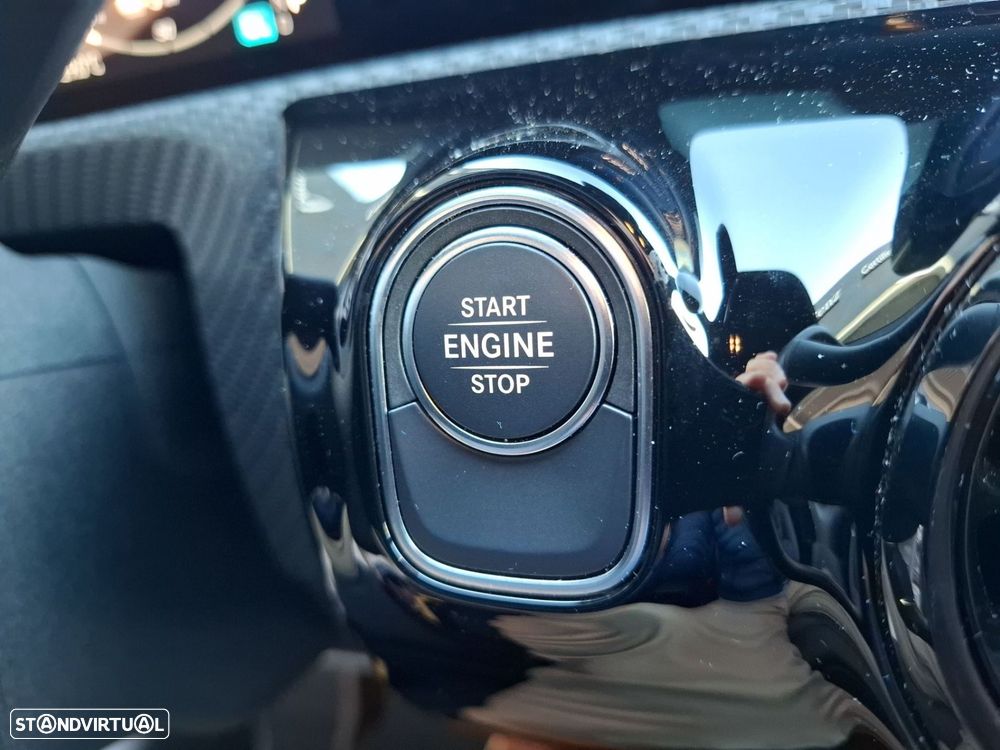 Mercedes-Benz A 250 e - 18