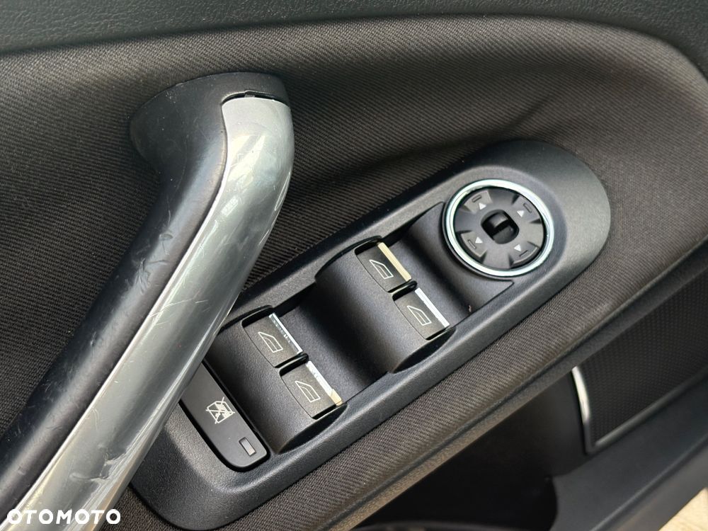 Ford Mondeo 2.0 Trend / Trend+ - 15