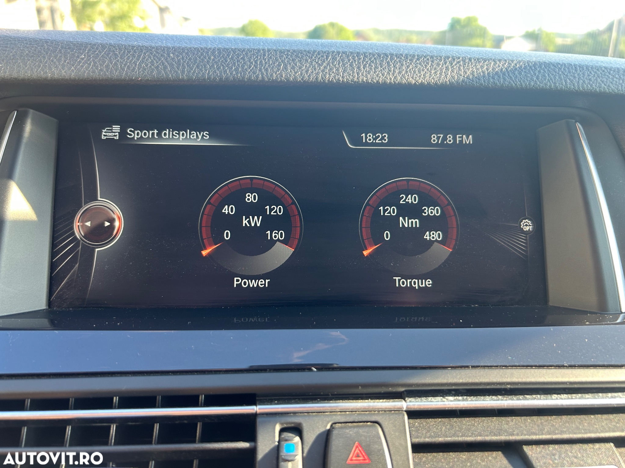 BMW Seria 5 525d xDrive AT - 17