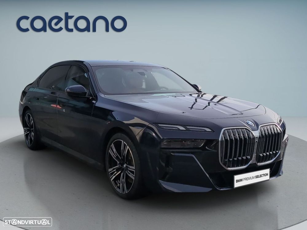 BMW 750 750e xDrive Pack Desportivo M - 10