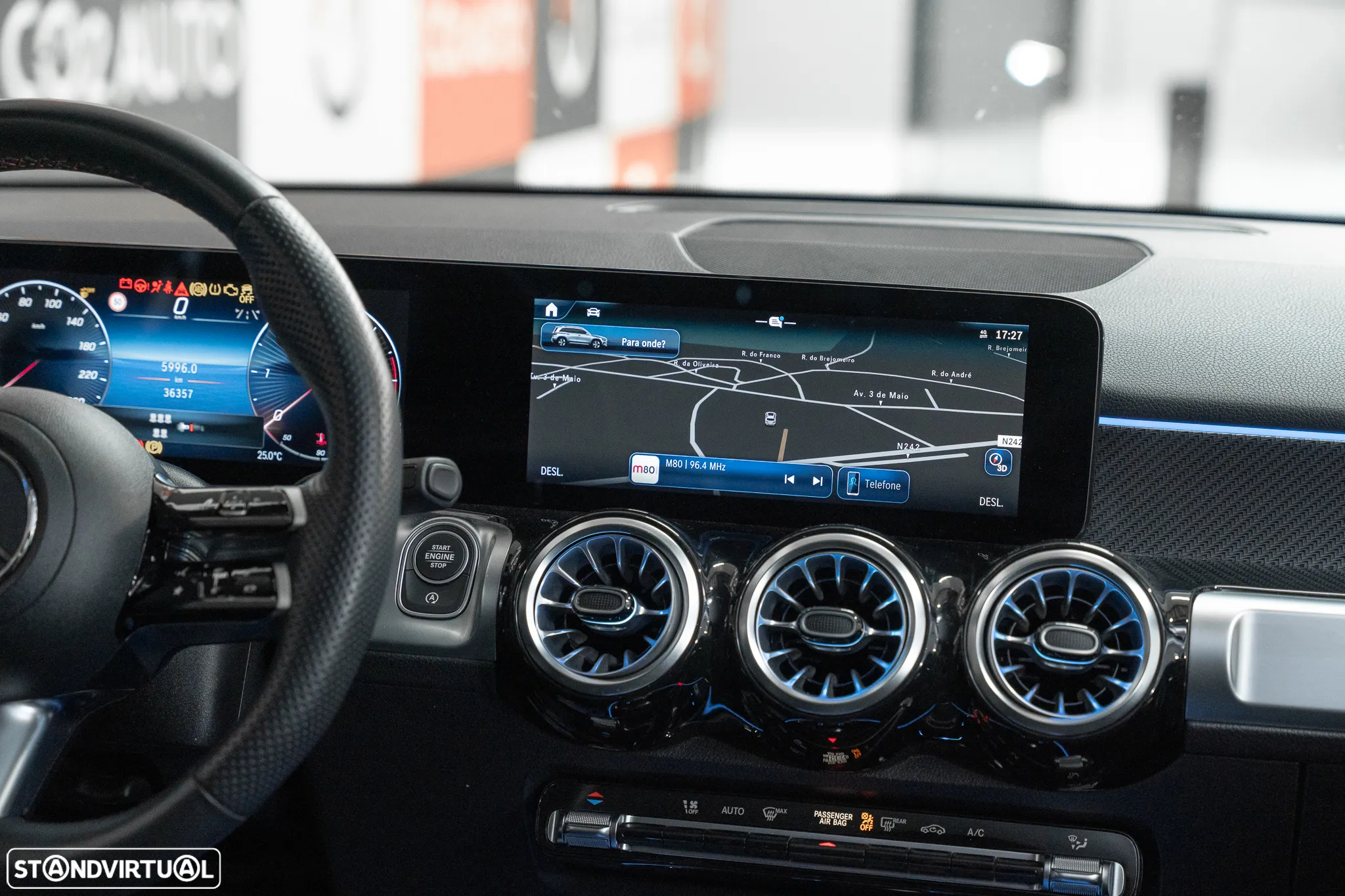Mercedes-Benz GLB 180 d AMG Line - 12