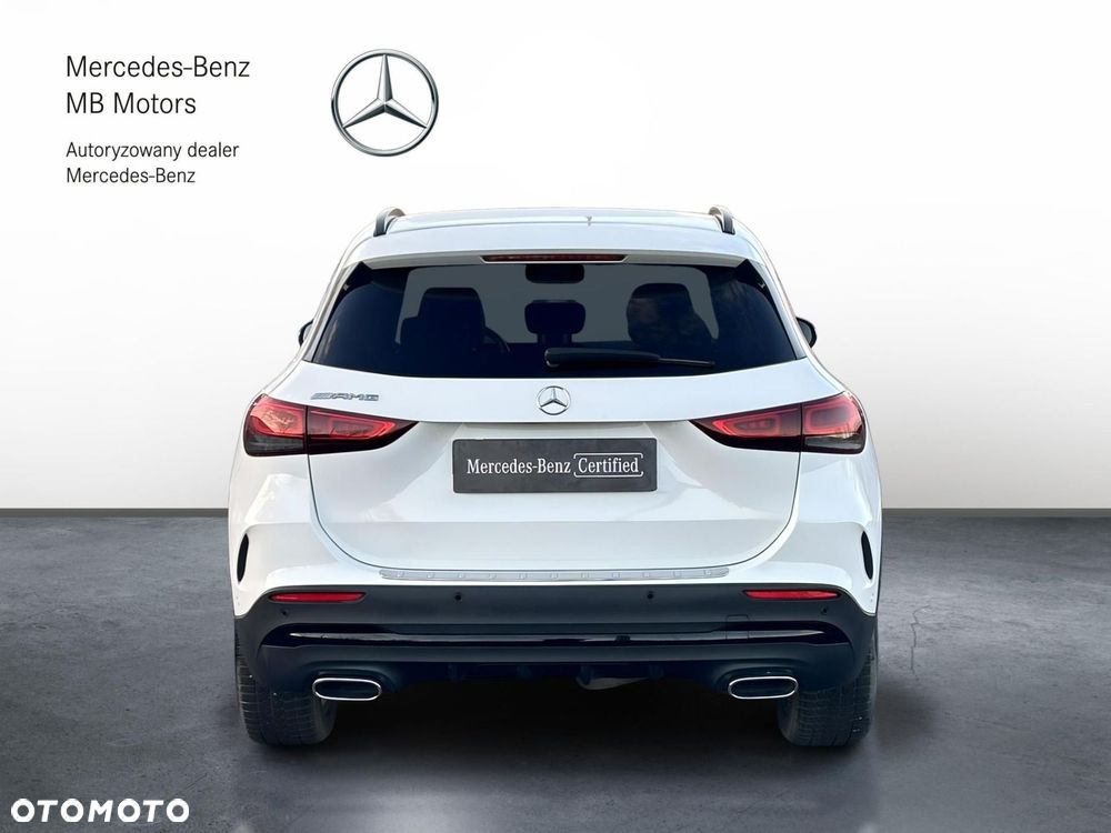 Mercedes-Benz GLA - 5