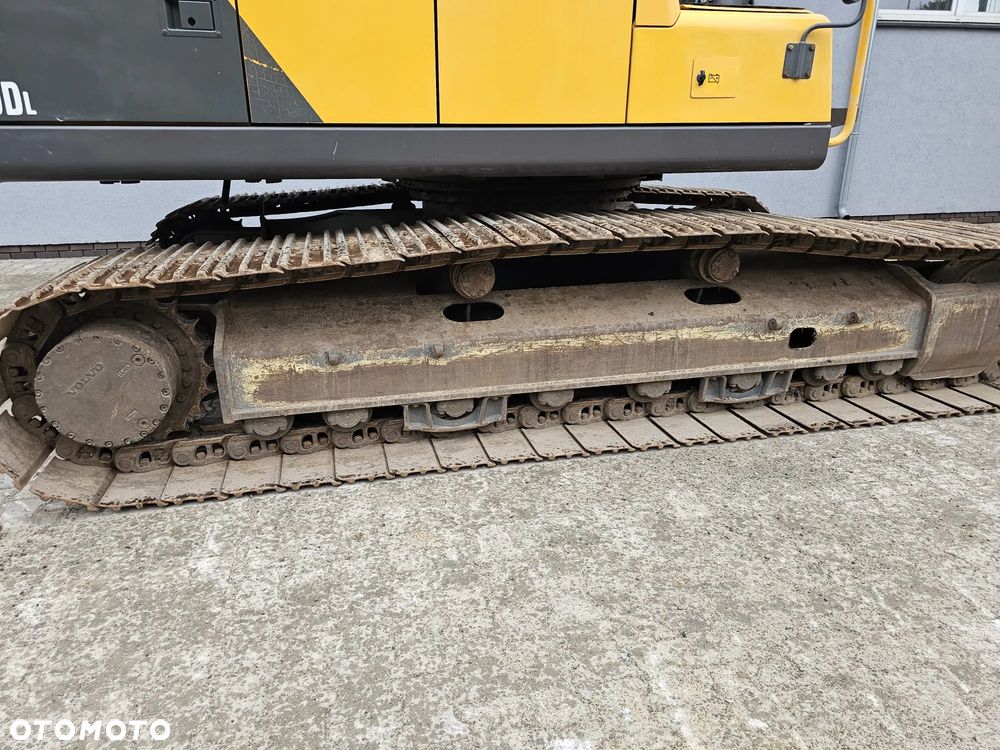 Volvo EC 220DL - 20