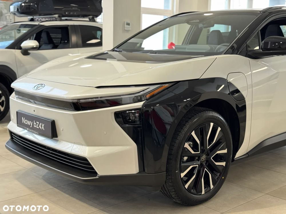 Toyota bZ4X - 13