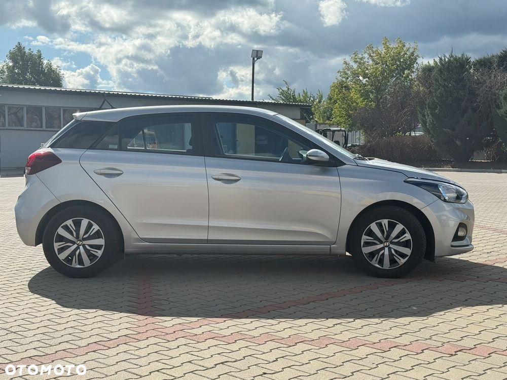 Hyundai i20 1.1 CRDi Comfort - 8