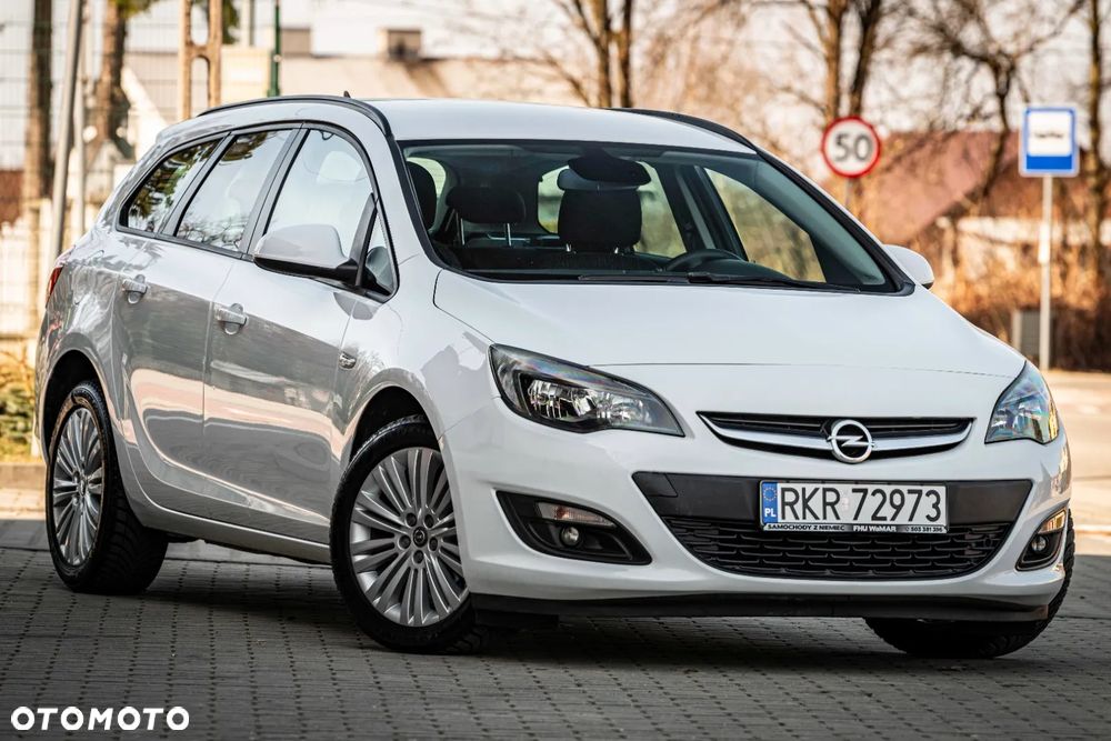 Opel Astra 1.4 Turbo Automatik Cosmo - 2