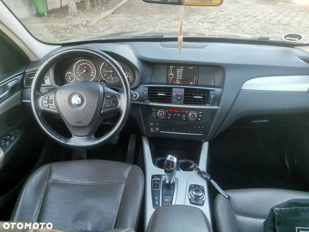 BMW X3 xDrive20d - 14
