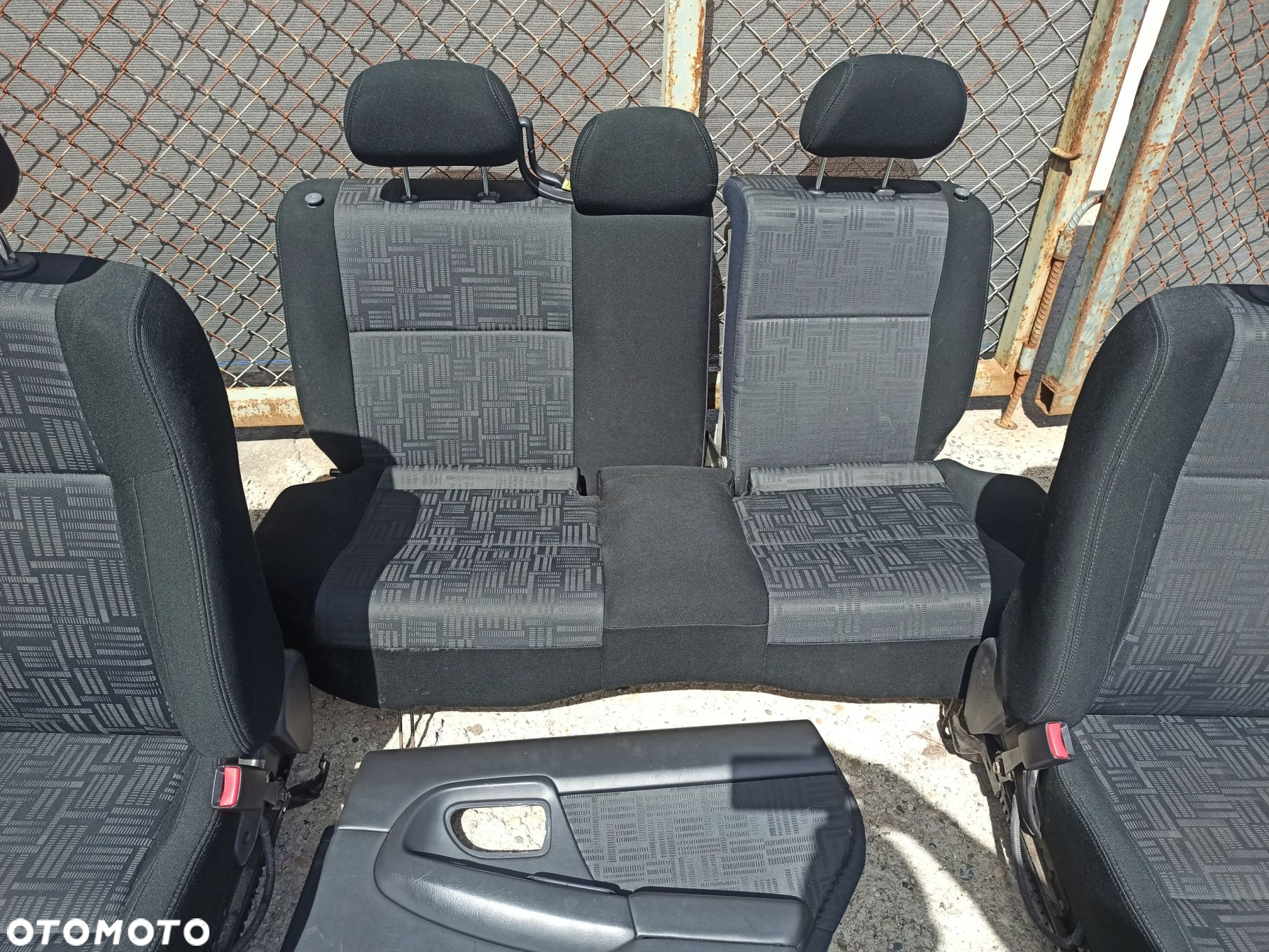 Fotele boczki wnętrze siedzenia SUBARU IMPREZA II GD KOMBI LIFT 03-06 - 15