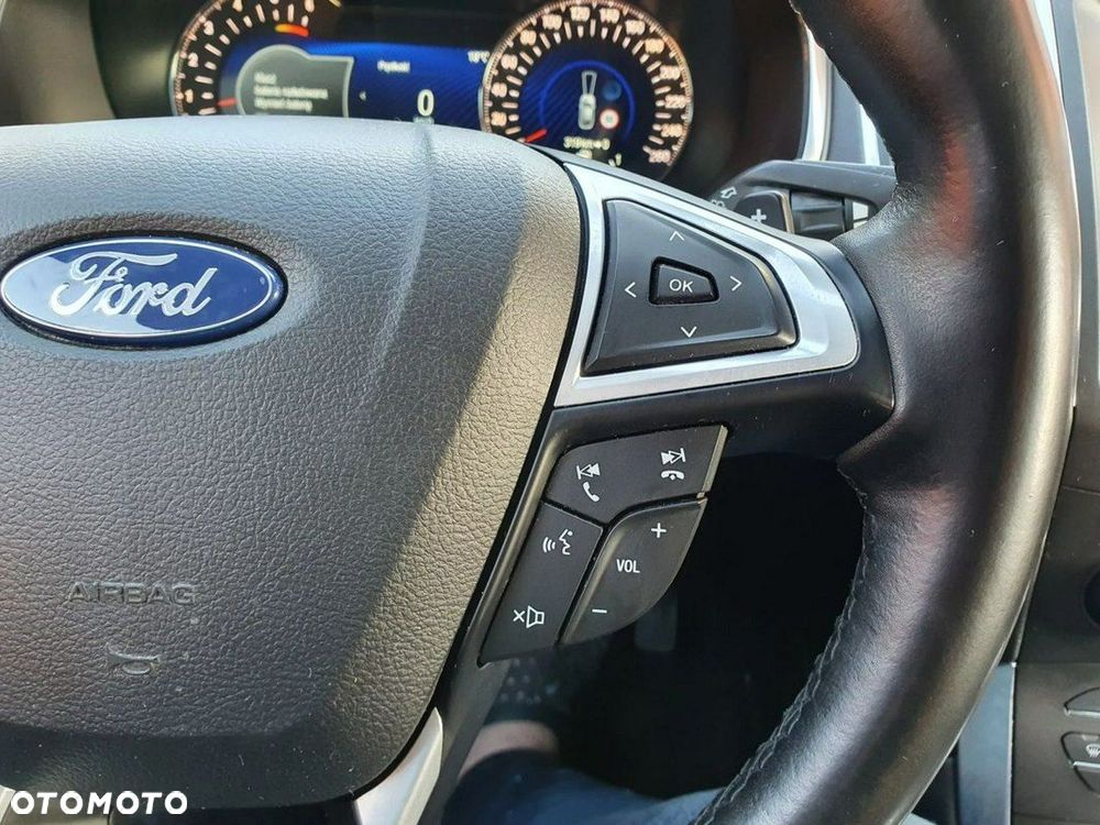 Ford S-Max 2.0 TDCi Titanium PowerShift - 12