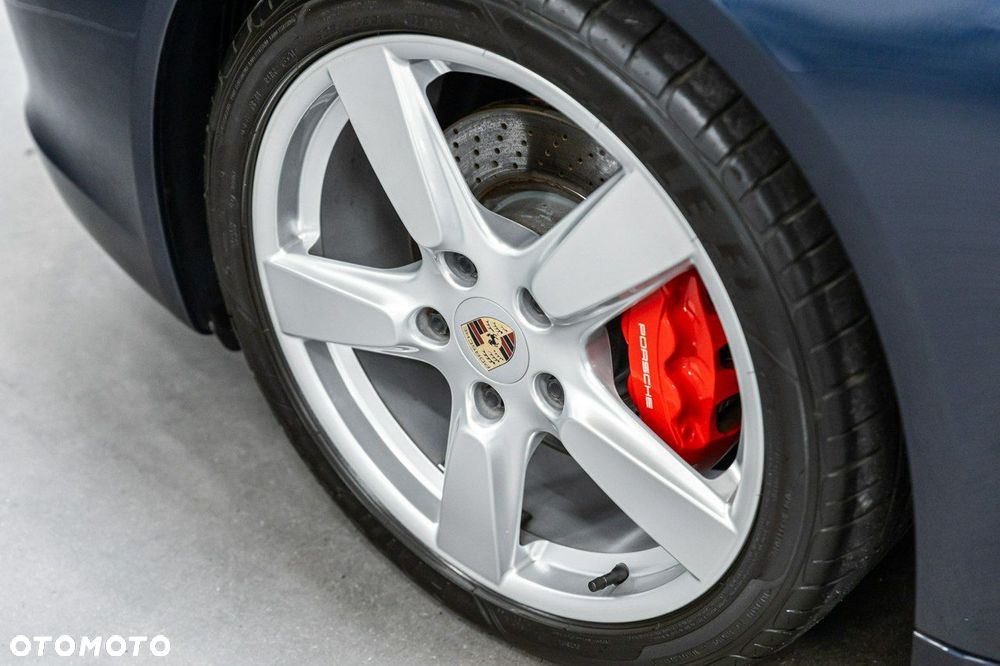 Porsche Cayman S PDK - 40