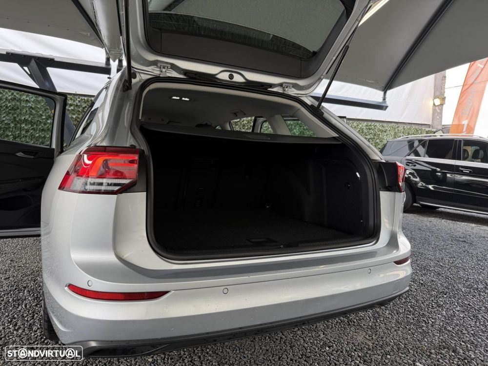 VW Golf Variant 1.0 TSI Confortline DSG - 42