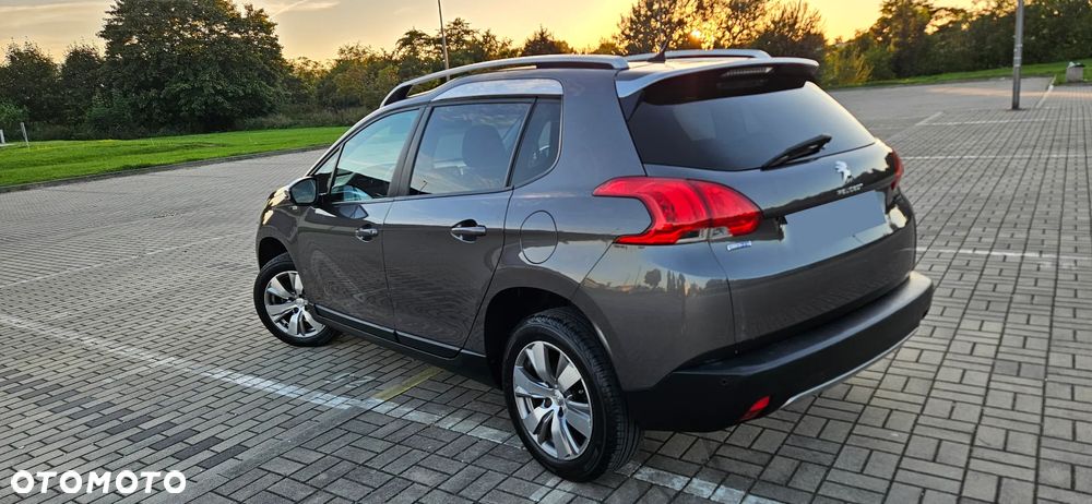 Peugeot 2008 1.6 BlueHDi Allure - 3