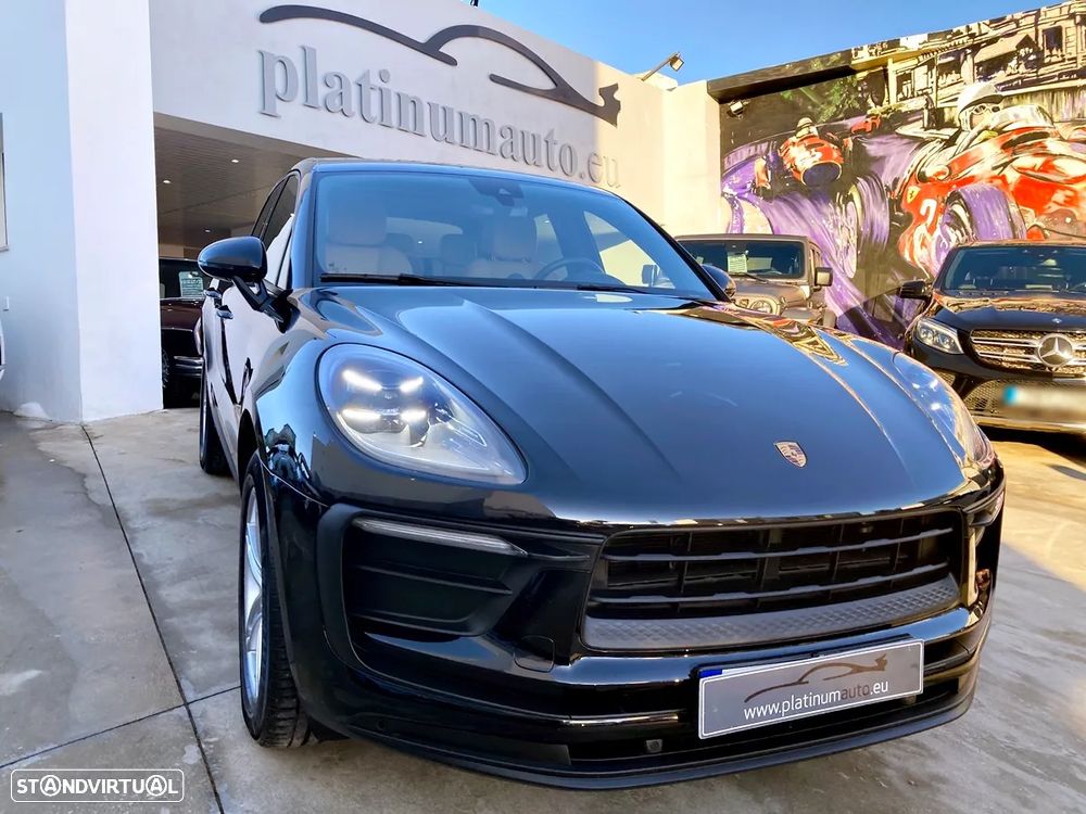 Porsche Macan Standard - 1