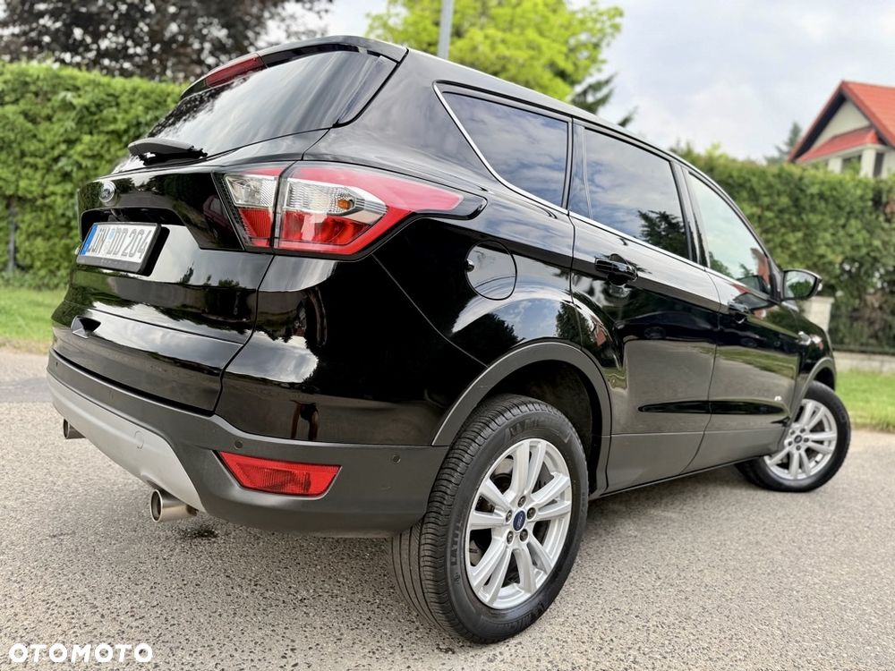 Ford Kuga 2.0 TDCi 4x4 Titanium - 4