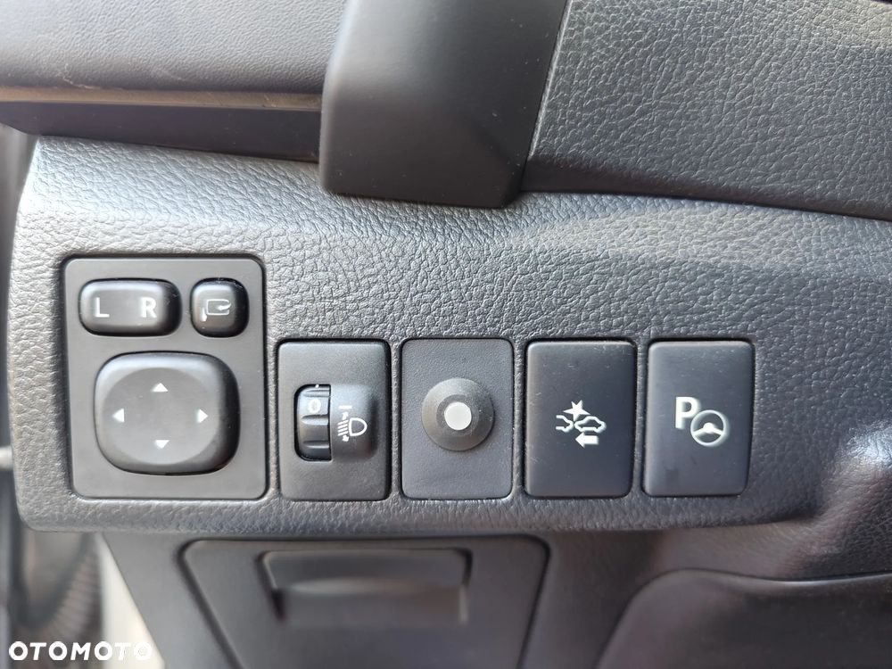 Toyota Auris 1.6 Premium - 22