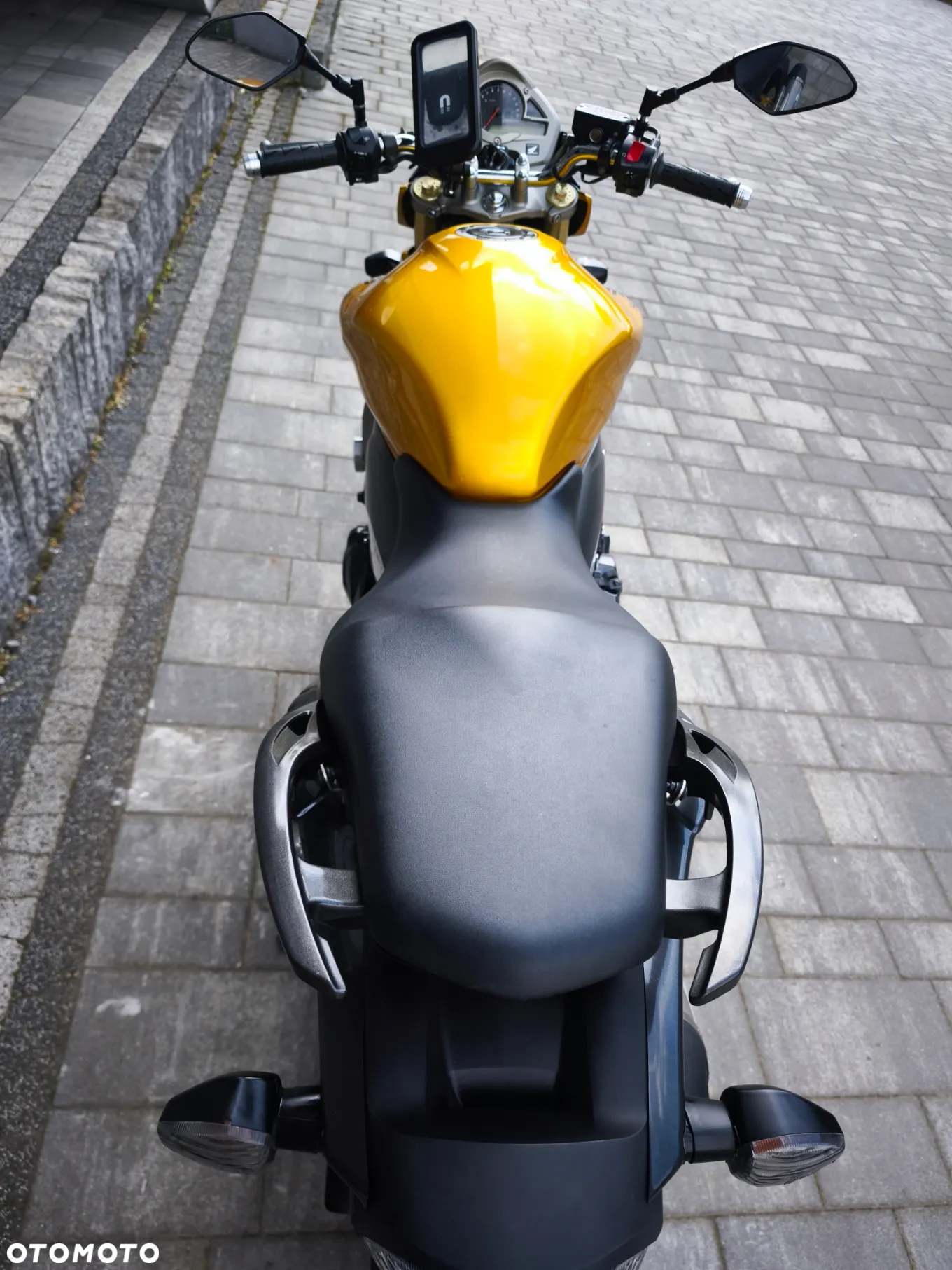 Honda Hornet - 14