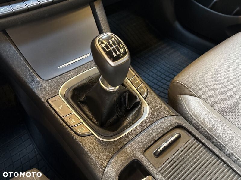 Hyundai i30 1.5 T-GDI 48V Executive - 11