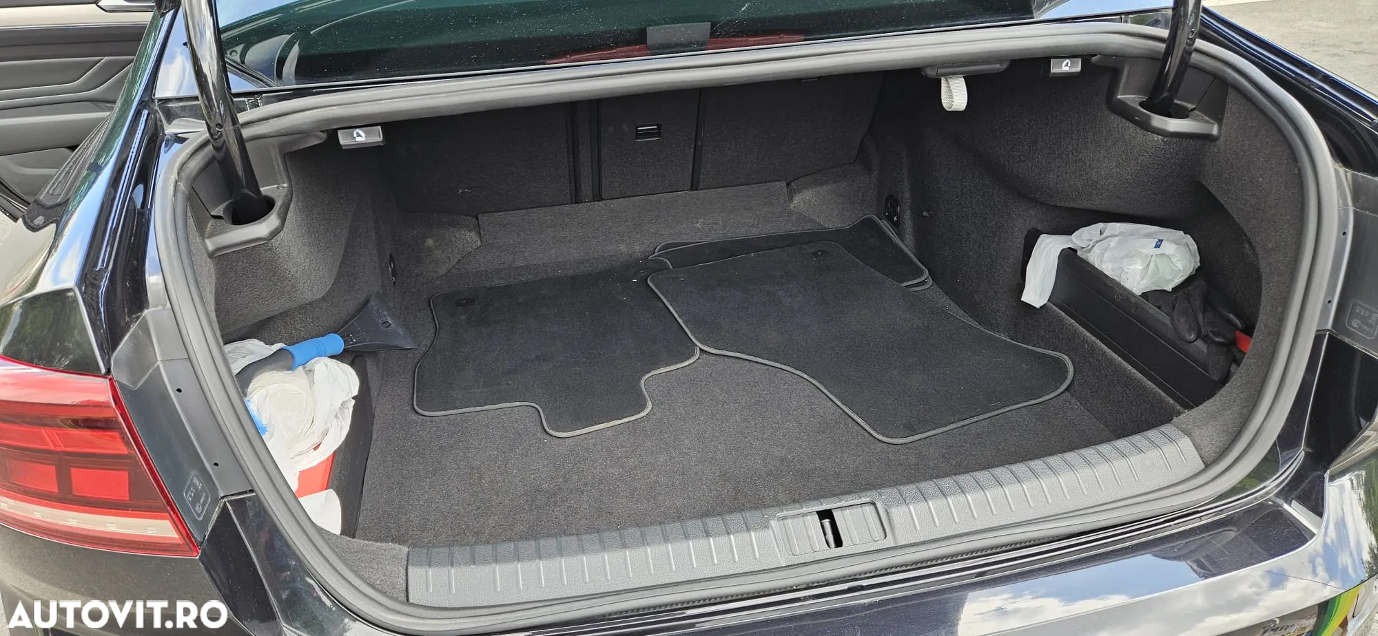 Volkswagen Passat 2.0 TDI DSG 4Mot Highline - 19