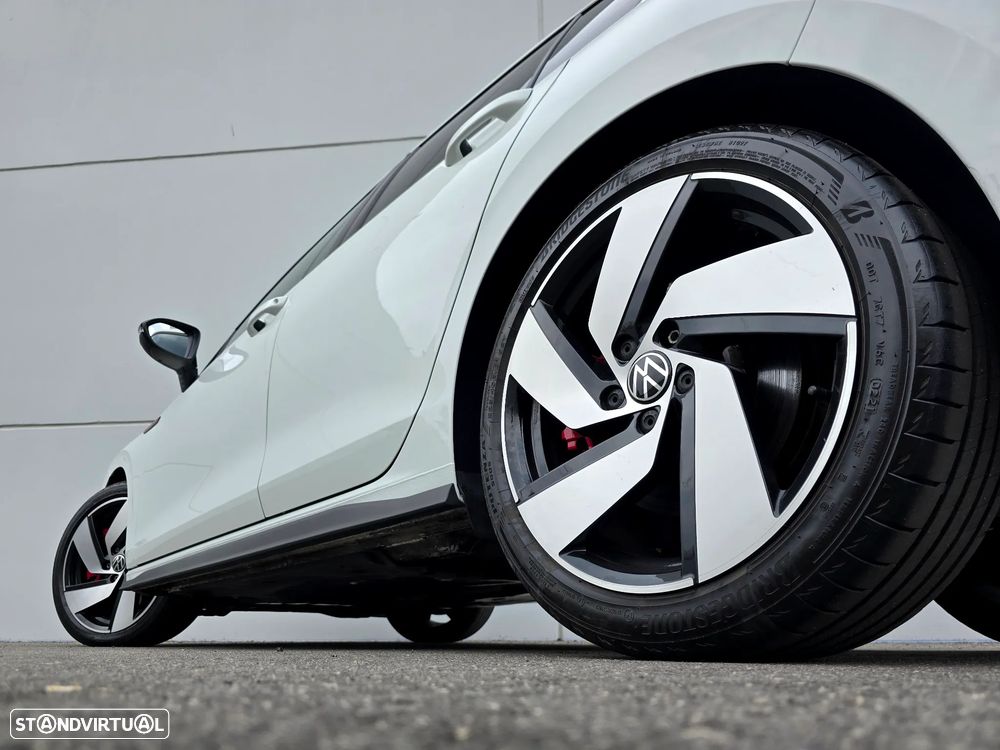 VW Golf 2.0 TSI GTI DSG - 15