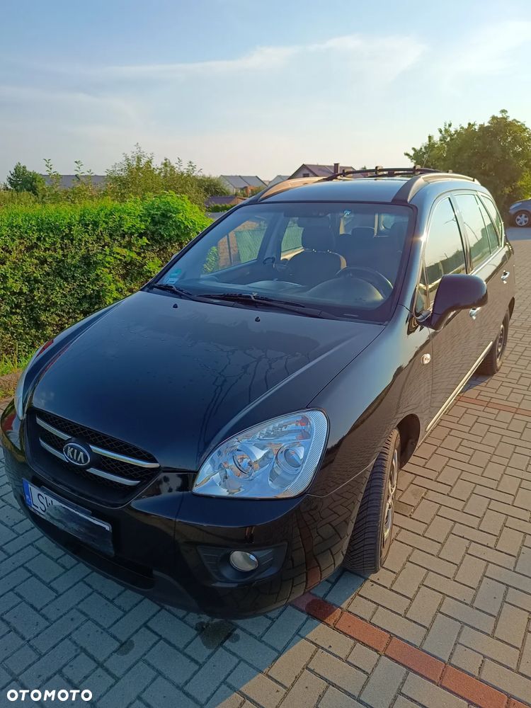 Kia Carens 2.0 EX - 2