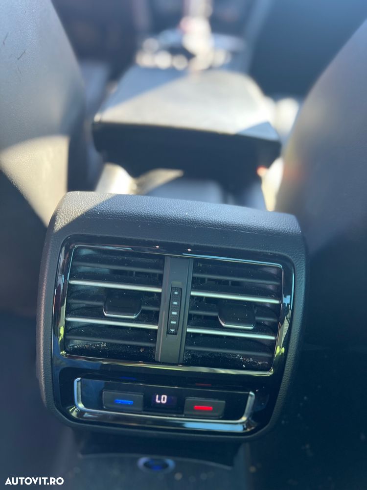 Volkswagen Passat 2.0 TDI DSG R Executive - 26